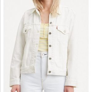 LEVI’s Ex-Boyfriend Trucker Jacket